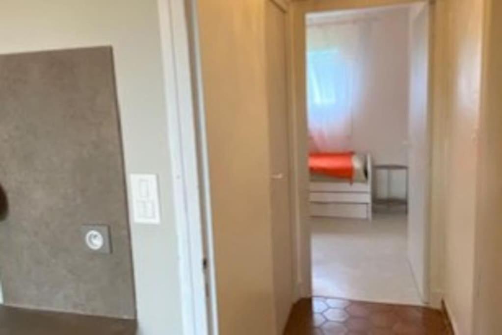 Logement Au Calme Pres D'Aurillac Sansac-de-Marmiesse Bagian luar foto