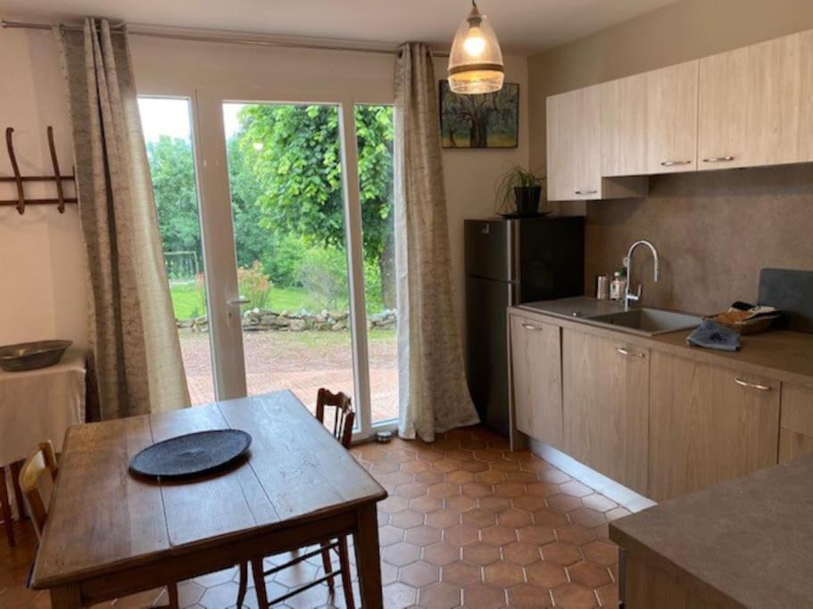 Logement Au Calme Pres D'Aurillac Sansac-de-Marmiesse Bagian luar foto